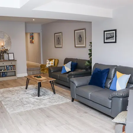 Daly's Place Apartmán