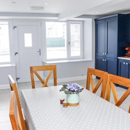 Daly's Place Apartmán *